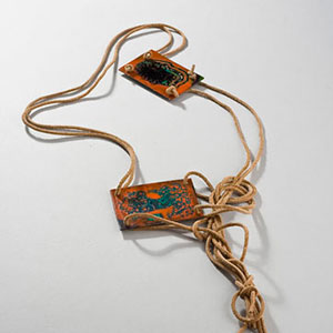 Japanese lacquer necklace